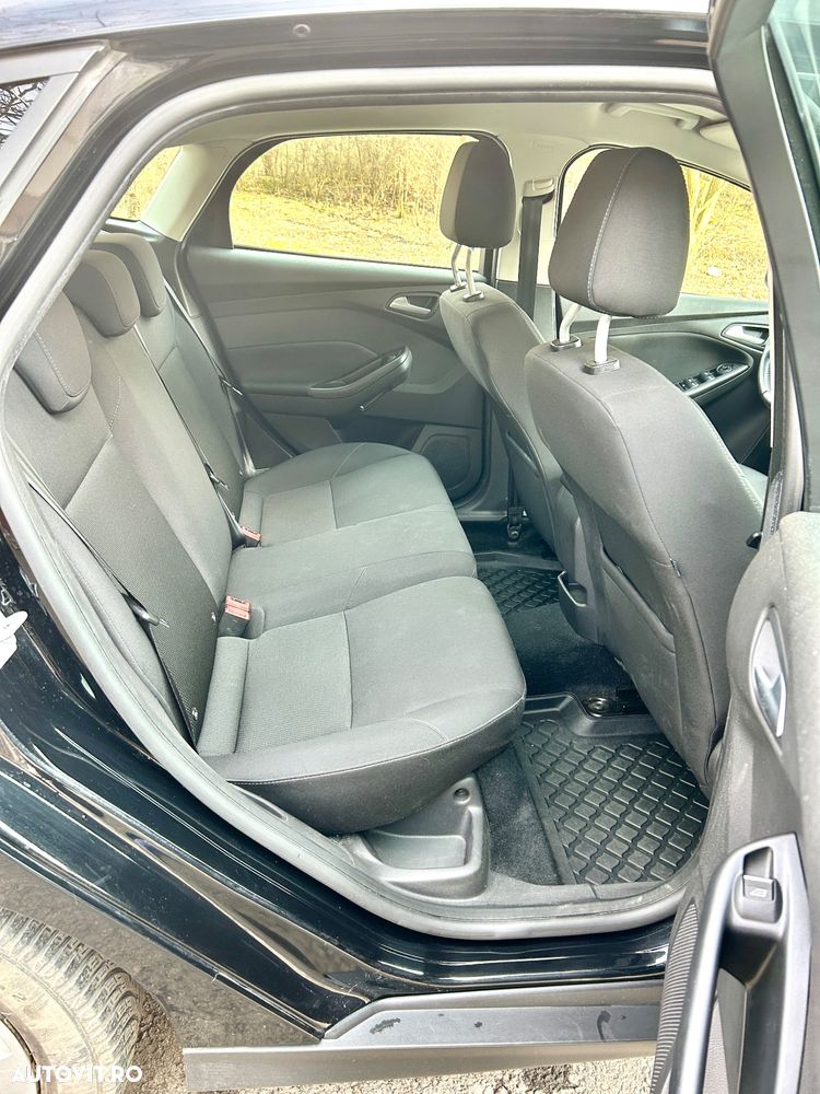 Ford Focus 1.0 EcoBoost Trend - 8