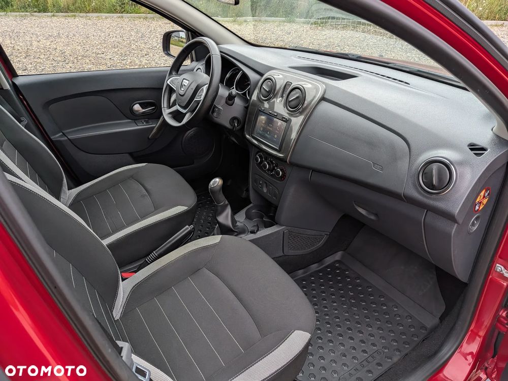 Dacia Sandero 0.9 TCe Laureate S&S EU6 - 7