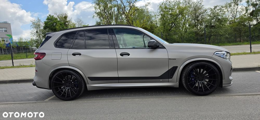 BMW X5 M50i - 8