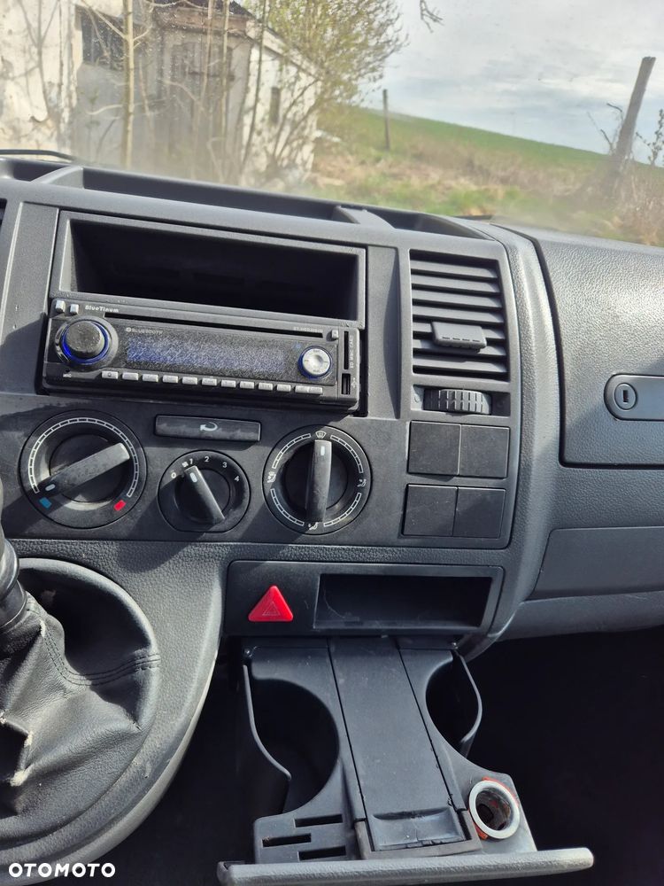 Volkswagen Transporter - 17