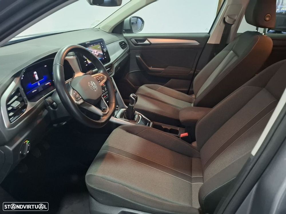 VW T-Roc 1.0 TSI Urban - 12