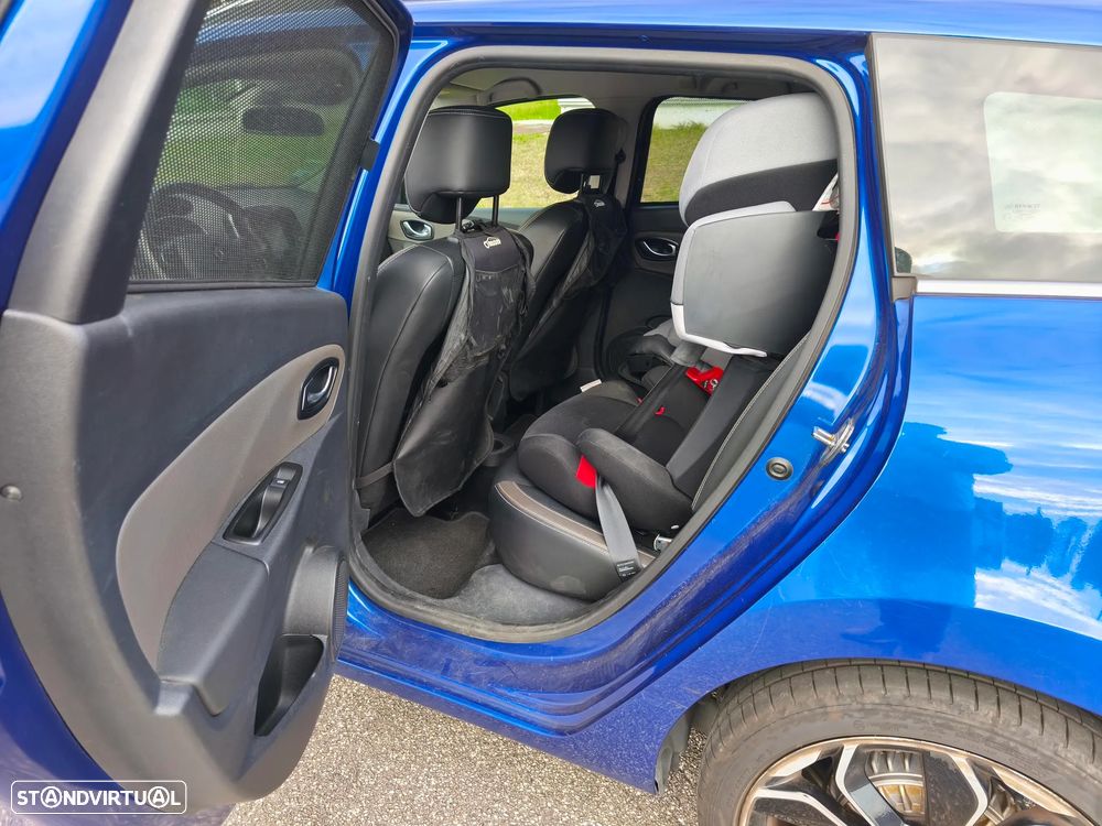 Renault Clio Sport Tourer 1.2 TCe GT Line - 10