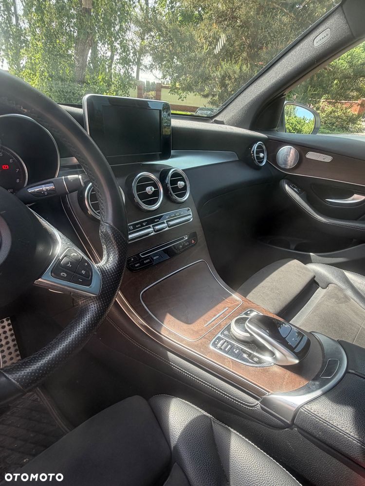 Mercedes-Benz GLC - 7