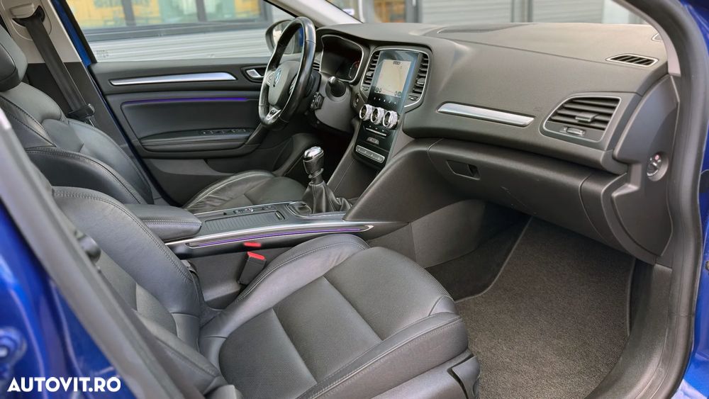 Renault Megane Grandtour TCe 140 GPF INTENS - 14