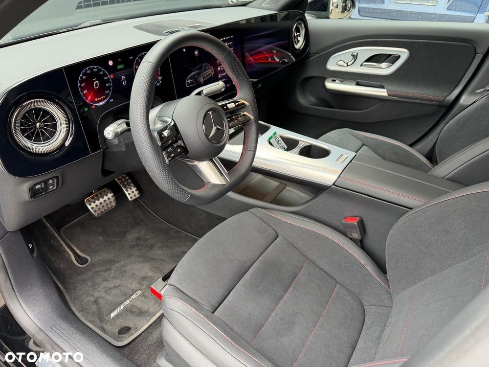 Mercedes-Benz CLA 200 mHEV 8G-DCT - 11