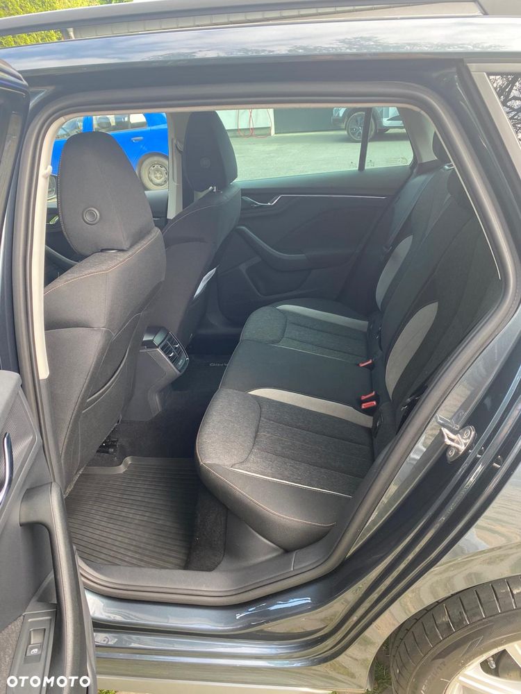 Skoda Kamiq 1.5 TSI Style DSG - 10