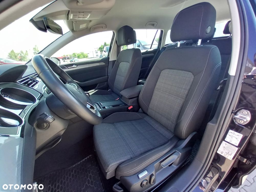 Volkswagen Passat 1.5 TSI EVO Business - 13