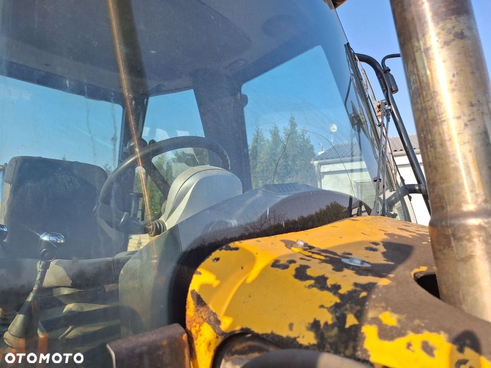 JCB 3Cx 4X4 - 21