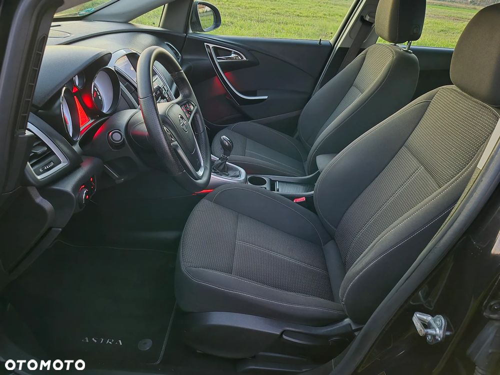 Opel Astra 1.4 Turbo Cosmo - 13