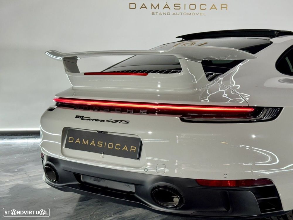 Porsche 911 (992) Carrera 4 GTS PDK - 6