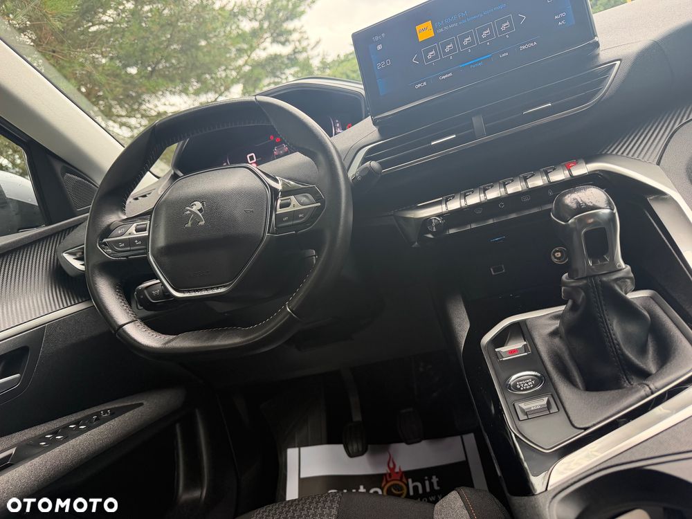 Peugeot 3008 1.5 BlueHDi Allure Pack S&S - 28