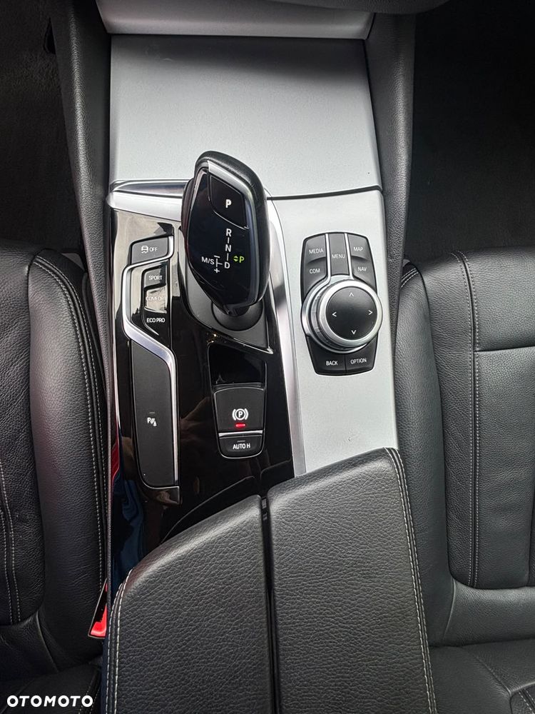 BMW Seria 5 520d Modern Line - 29
