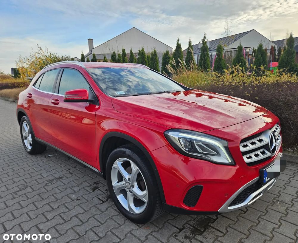 Mercedes-Benz GLA 200 7G-DCT - 6