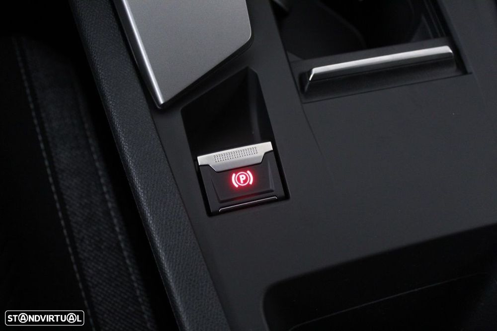 Peugeot 308 1.5 BlueHDi Active EAT8 - 32