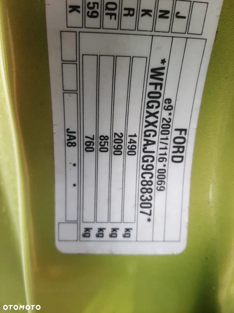 Ford Fiesta 1.25 Titanium EU6 - 13