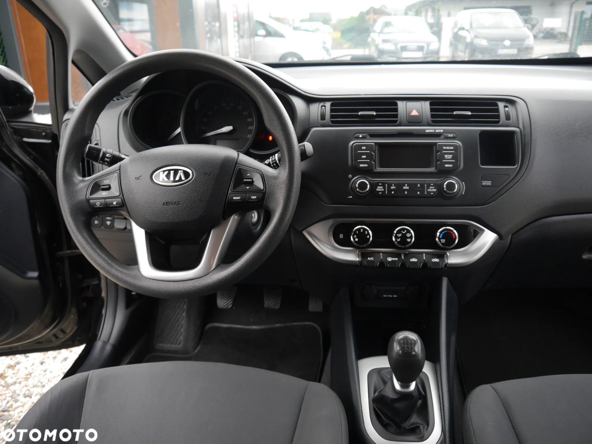 Kia Rio 1.1 CRDI Attract - 8