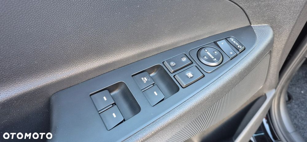 Hyundai Tucson 2.0 CRDI 2WD Style - 11