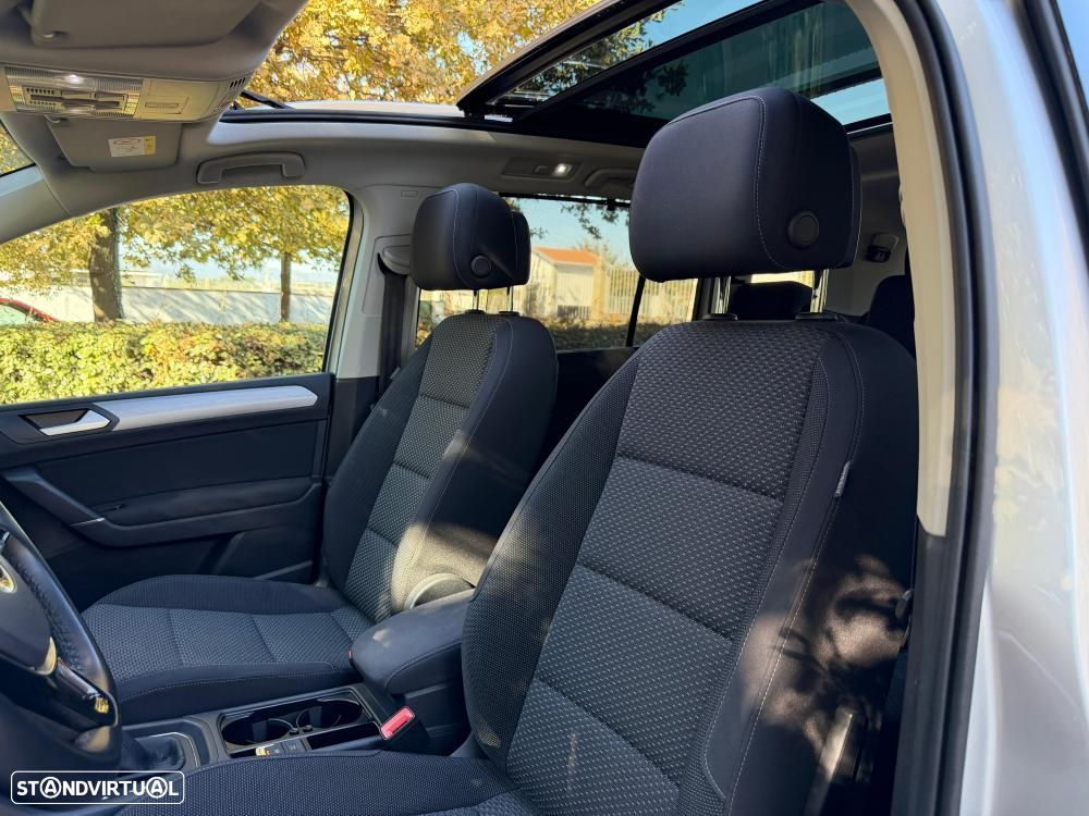 VW Touran 2.0 TDI Highline DSG - 9