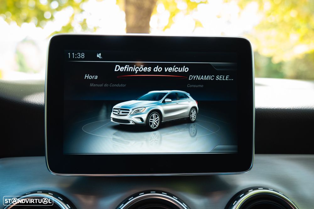 Mercedes-Benz GLA 220 CDi AMG Line 4-Matic - 32