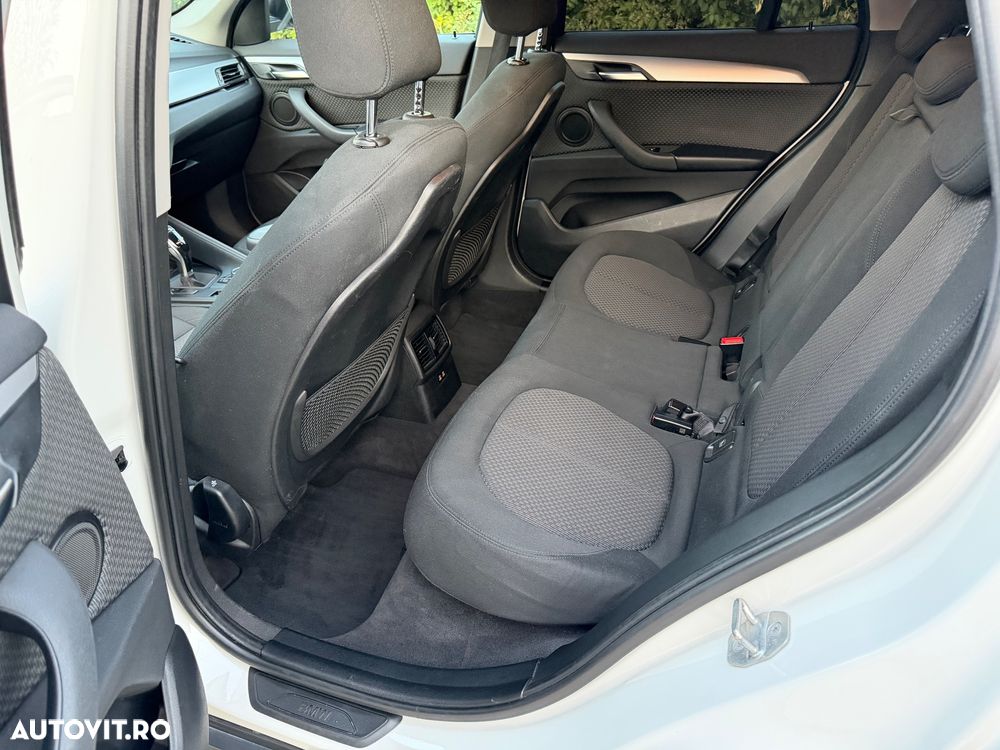 BMW X1 sDrive20d AT - 10