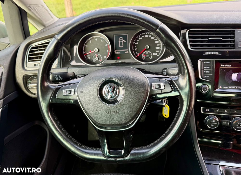 Volkswagen Golf 1.4 TSI BMT Highline - 14