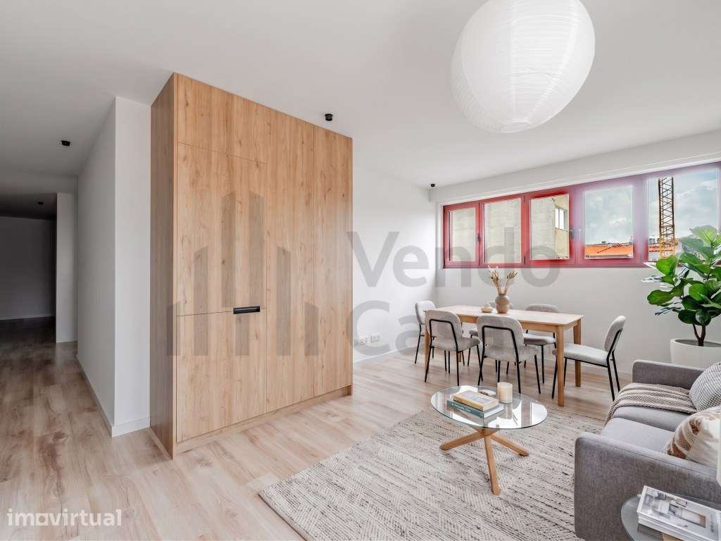 Vende-se T1 c/ Terraço Braga - Campo da Vinha - Grande imagem: 2/23