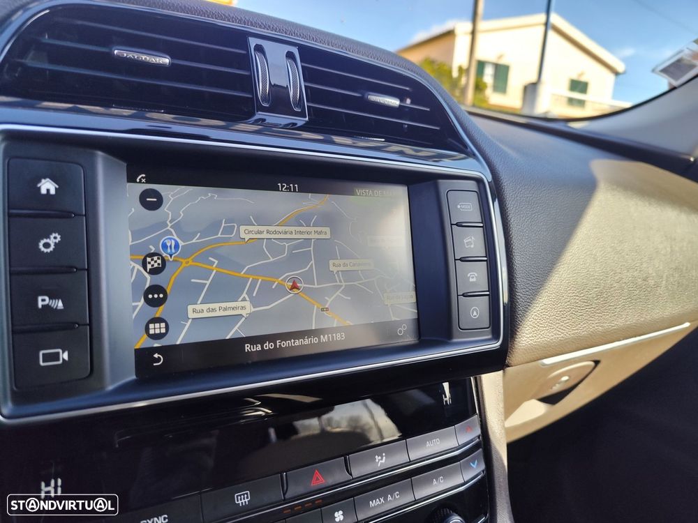 Jaguar F-Pace 2.0 i4D R-Sport AWD Aut. - 19