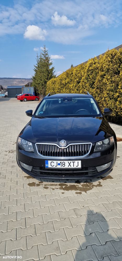 Skoda Octavia 2.0 TDI 4X4 Ambition - 1