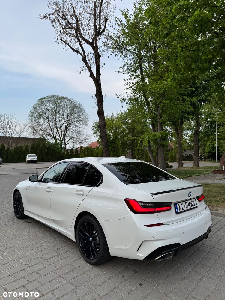 BMW Seria 3 330i xDrive M Sport sport - 3