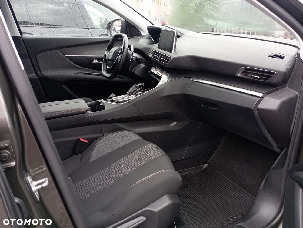 Peugeot 3008 1.2 PureTech Active S&S EAT6 - 9