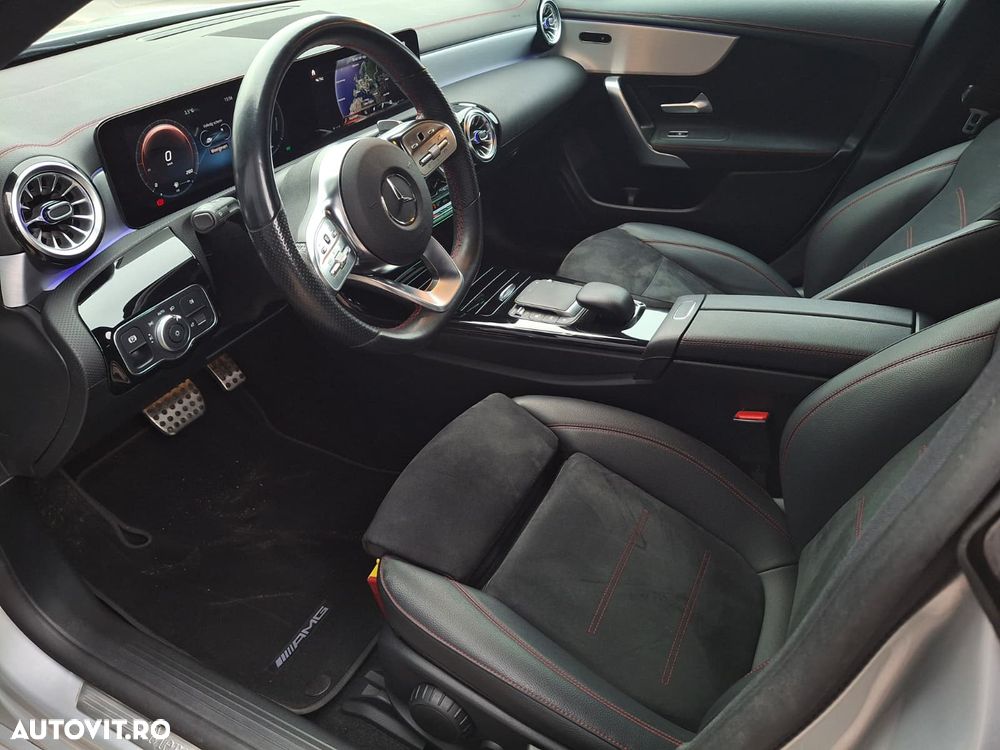 Mercedes-Benz CLA 250 e 8G-DCT - 13