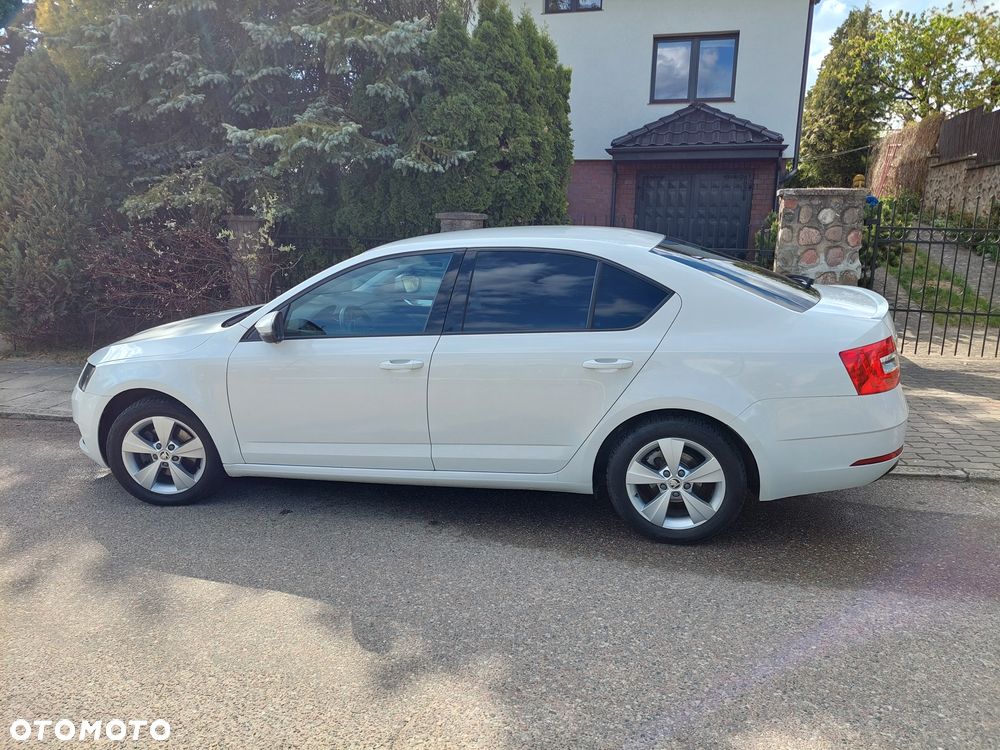 Skoda Octavia 1.5 TSI ACT Ambition - 8