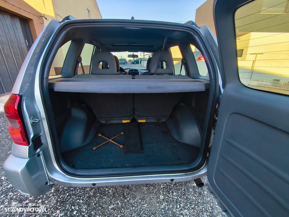 Toyota RAV4 2.0 Pack 2 - 16
