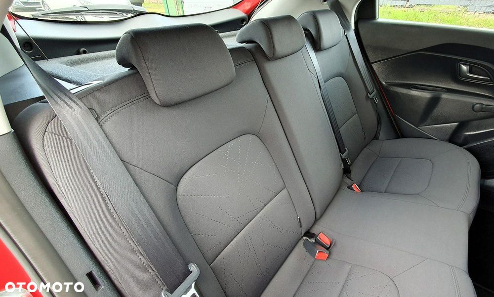 Kia Rio - 14