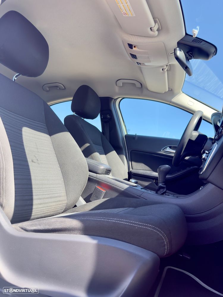 Mercedes-Benz A 180 CDI (BlueEFFICIENCY) - 7