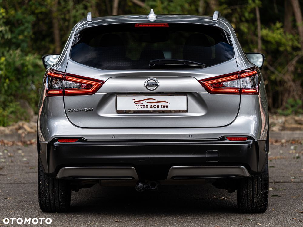 Nissan Qashqai 1.6 DIG-T TEKNA+ - 17