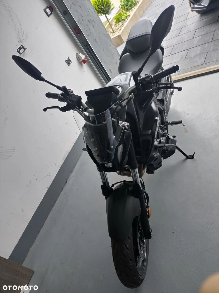Yamaha MT - 2