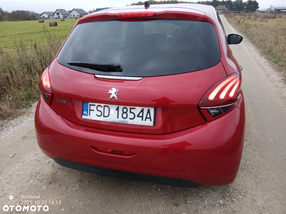Peugeot 208 1.2 PureTech Allure - 12