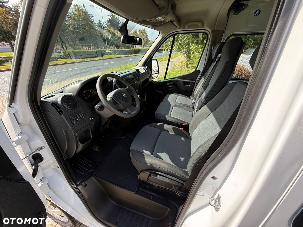 Renault MASTER 2,3 DCI 130KM L2H2 BRYGADÓWKA 7 MIEJSC SERWIS ASO - 26