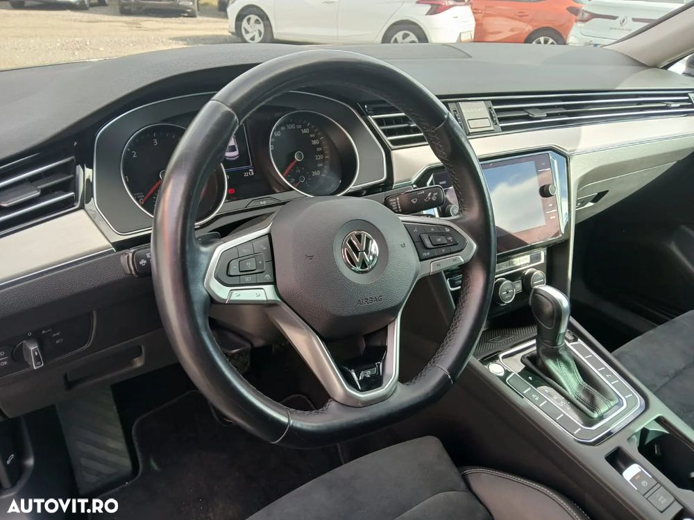 Volkswagen Passat 2.0 TDI DSG Highline - 7