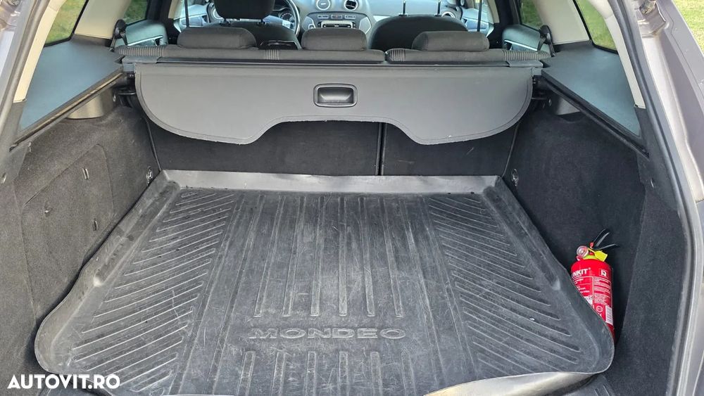 Ford Mondeo 2.0 TDCI Titanium - 13