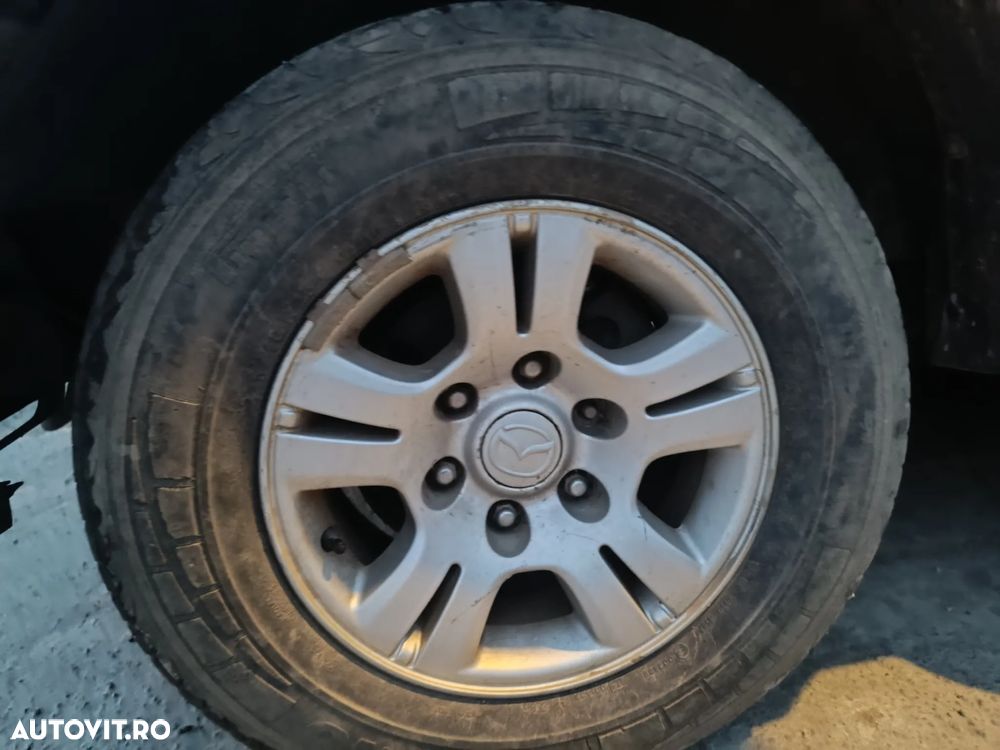 Dezmembrez Mazda b2500 sau Ford ranger fabr 2005 - 5