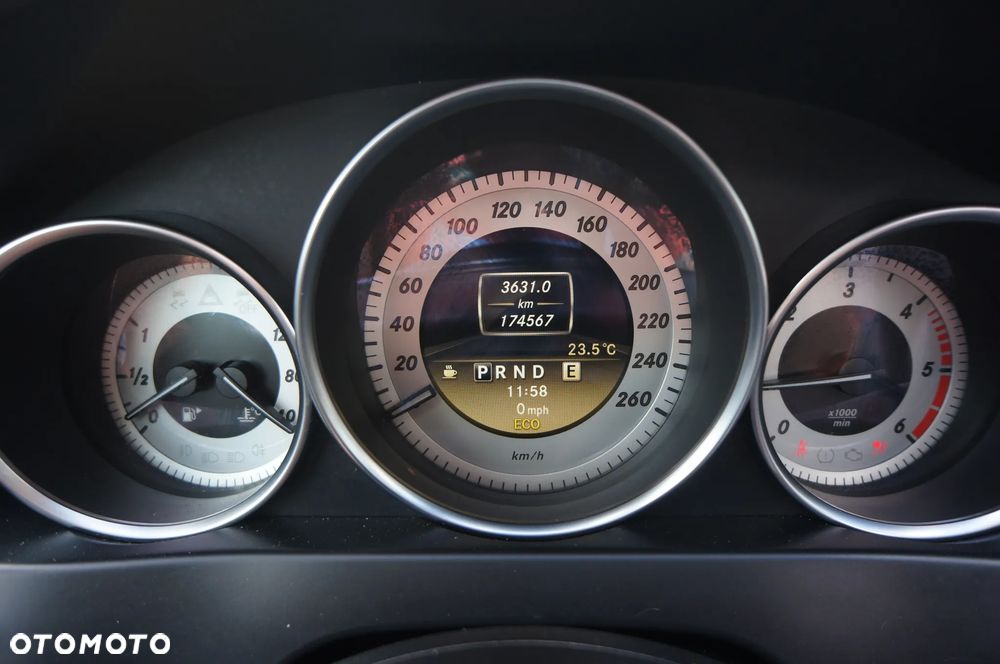 Mercedes-Benz Klasa C 220 CDI DPF BlueEFFICIENCY 7G-TRONIC Edition 1 - 20