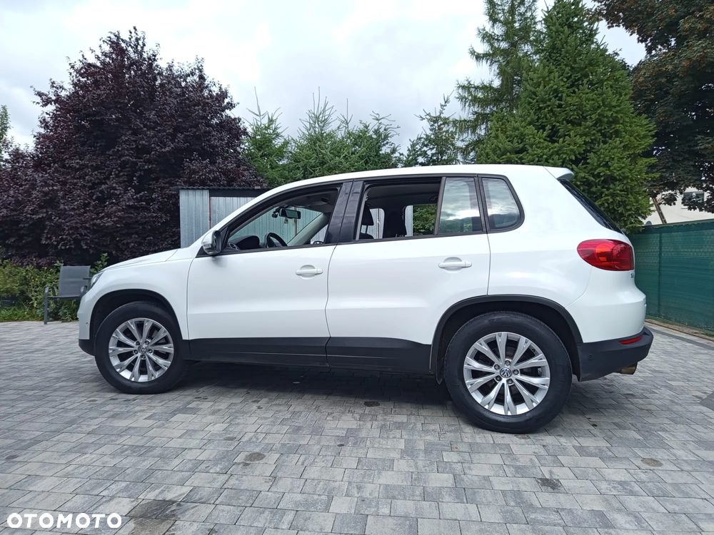 Volkswagen Tiguan 2.0 TDI DPF BlueMotion Technology Trend & Fun - 14