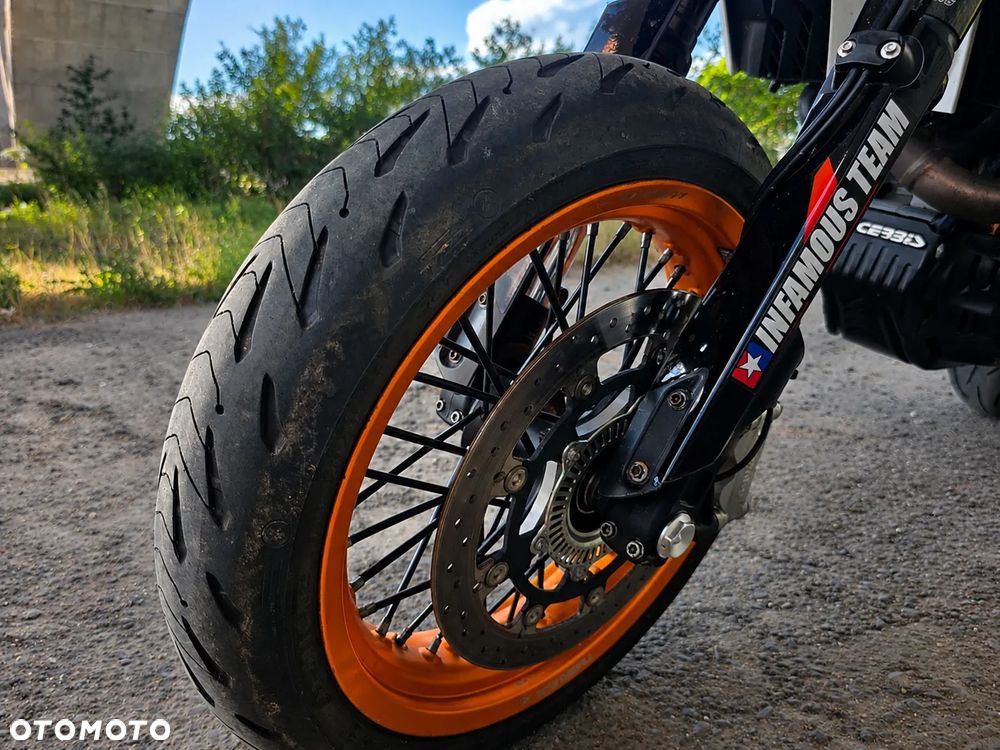 KTM SMC 690 - 9