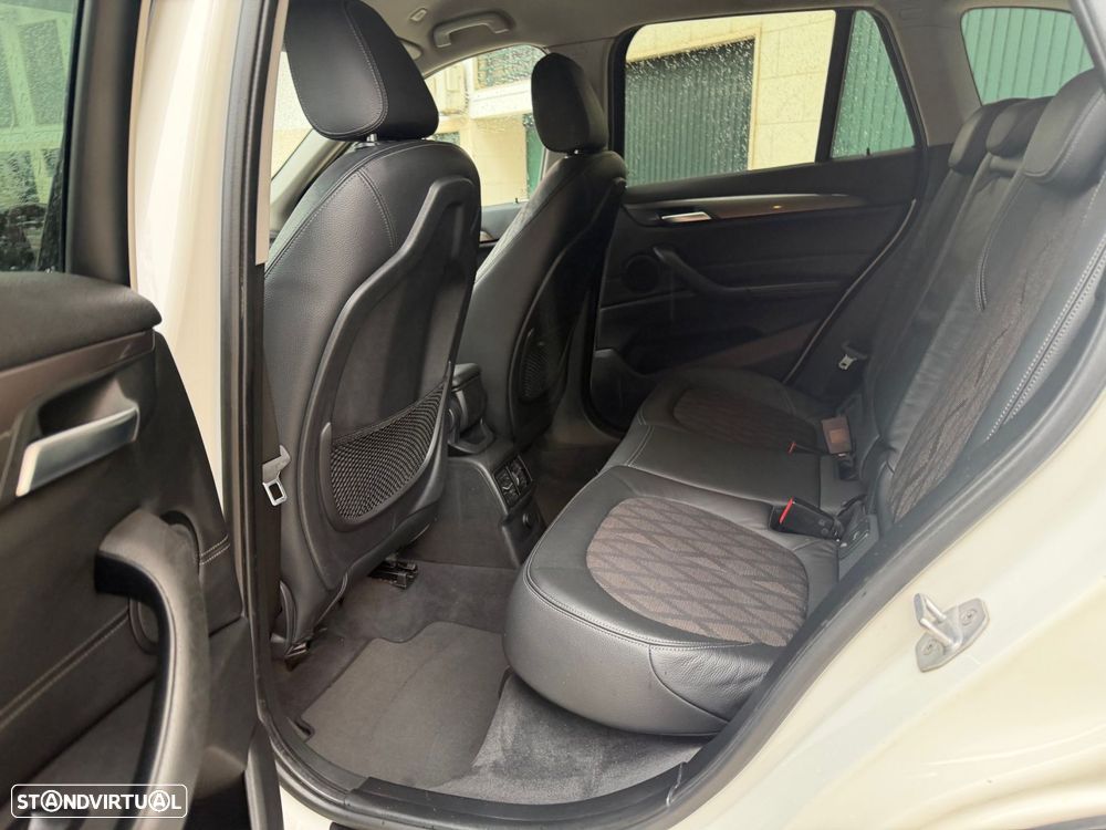 BMW X1 16 d sDrive Line Sport - 41