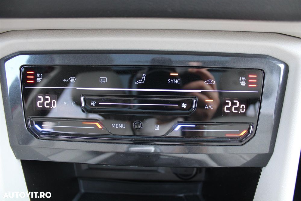 Volkswagen Tiguan - 23