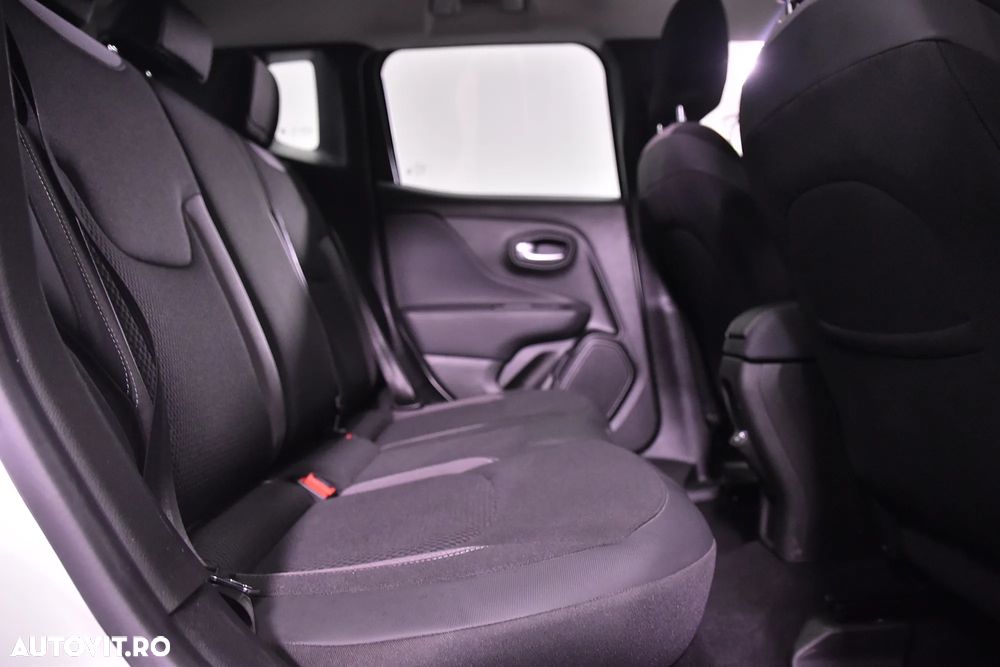 Jeep Renegade 1.5 FWD AT7 MHEV Limited - 12