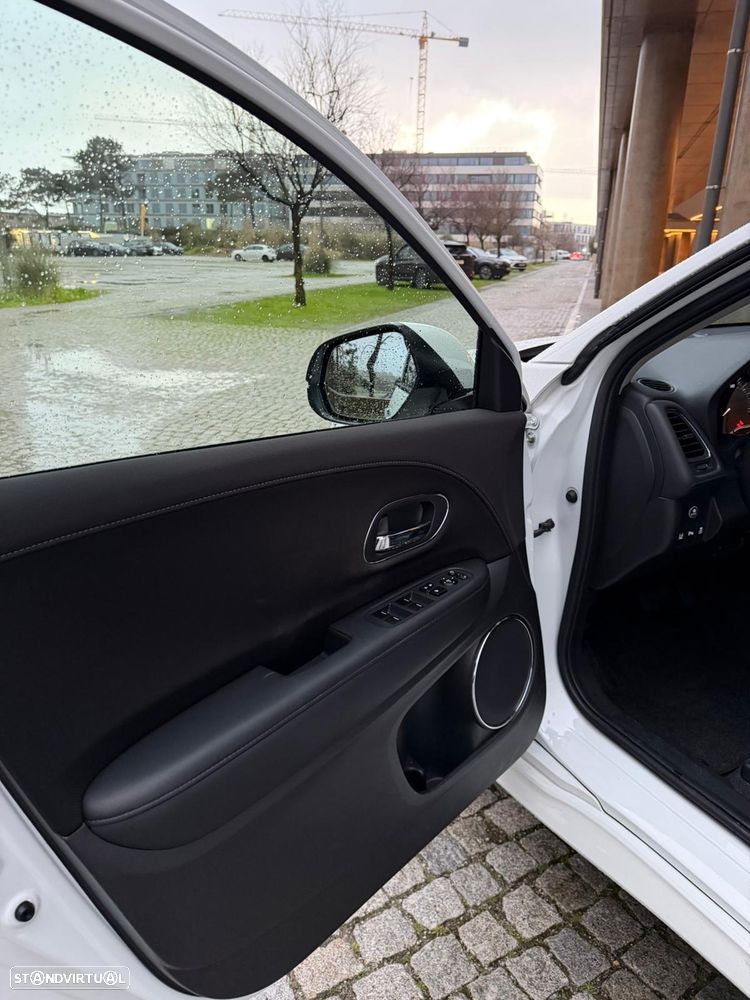 Honda HR-V 1.5 i-VTEC Executive CVT - 14