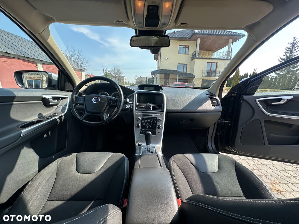 Volvo XC 60 D5 AWD Summum - 14